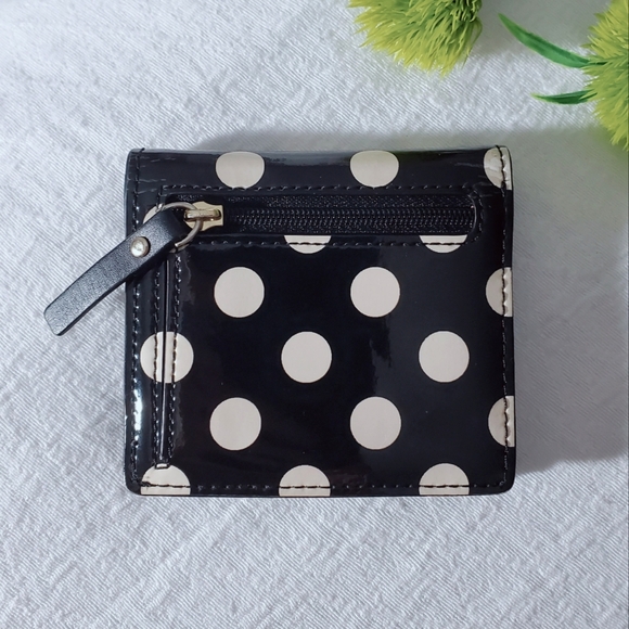 KATE SPADE "Serenade Carlisle Street" Patent Leather Wallet - Picture 2 of 14
